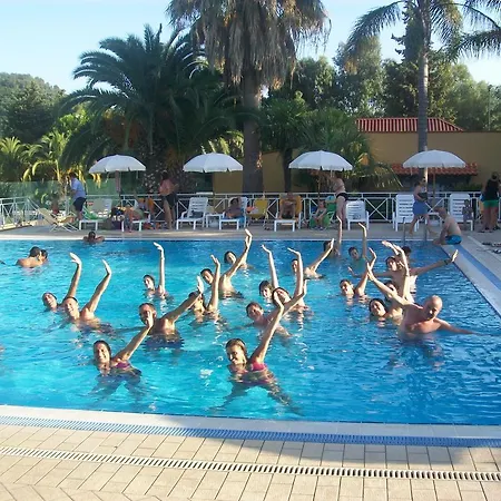Trivento Hotel apartamentowy Palinuro